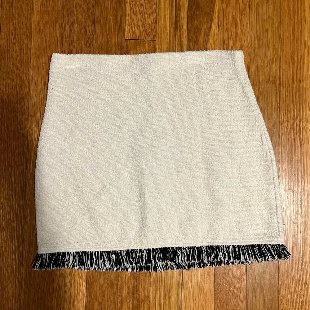 White/cream fabric Zara skirt